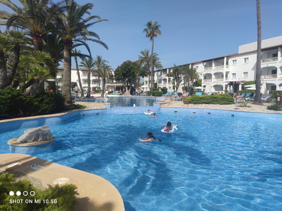 Pool Alcudia Garden Aparthotel