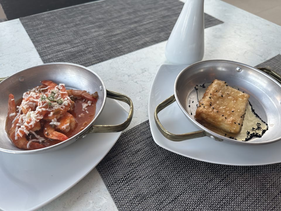 Gastro Asterias Beach Resort