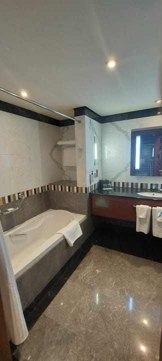 Zimmer Al Ain Rotana