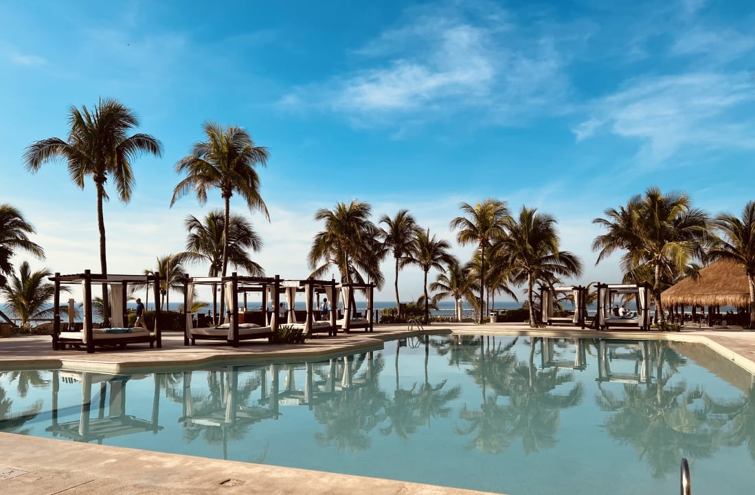 Pool Akumal Bay Beach & Wellness Resort