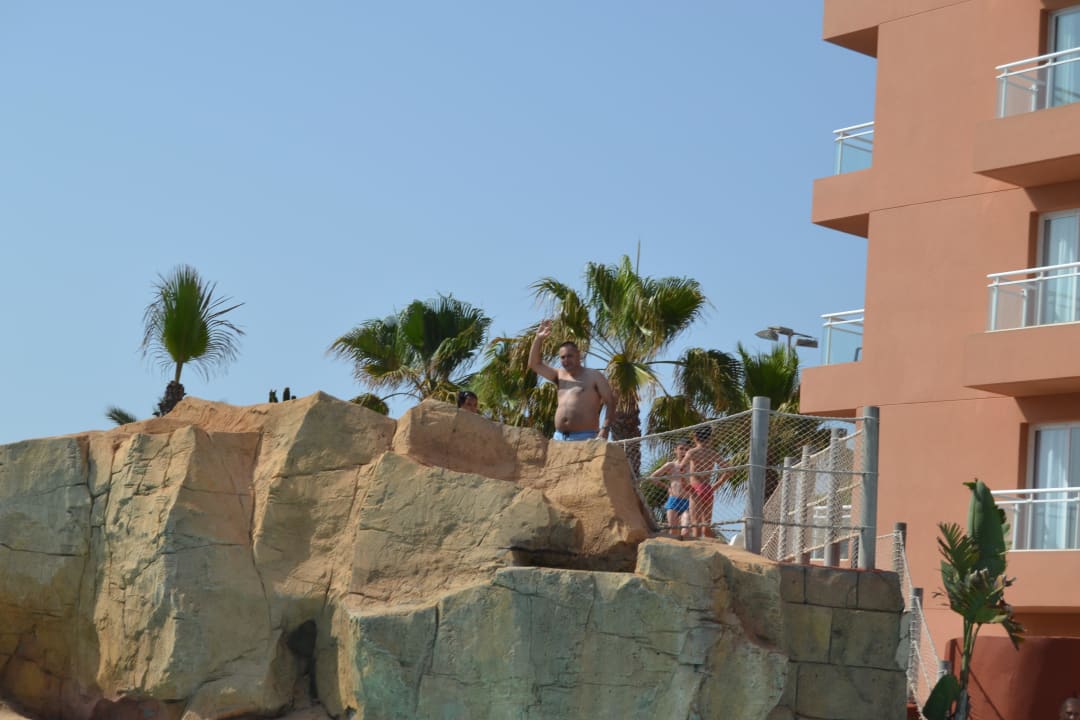 Entrada a toboganes Hotel Best Roquetas