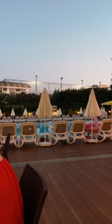 Pool Side Aquamarin Resort & Spa