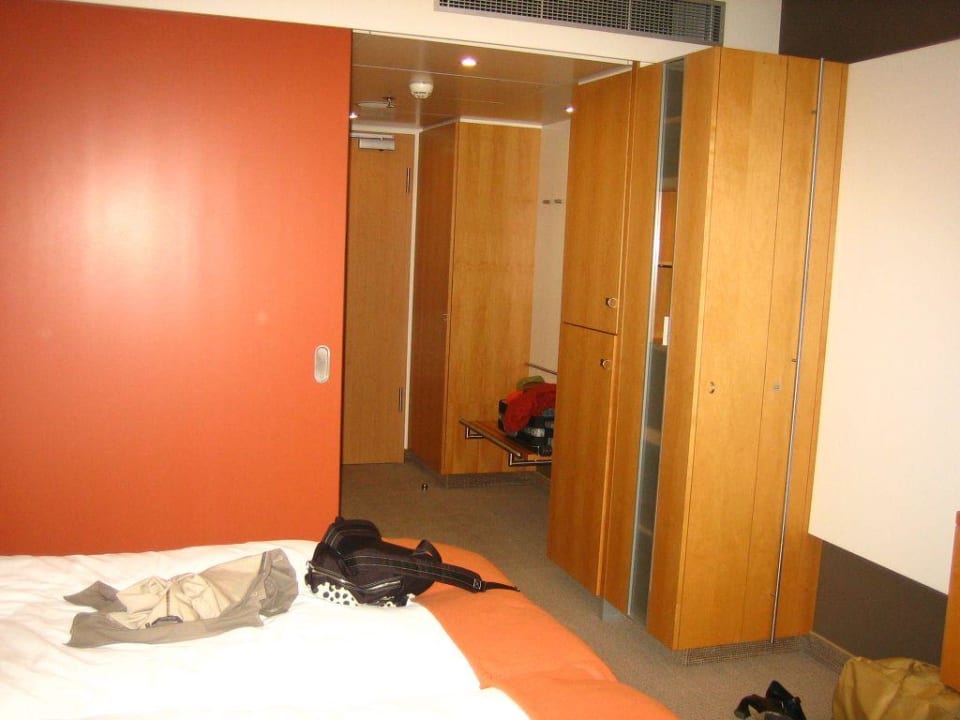 Eingang, Schränke, Klimaanlage Steigenberger Airport Hotel Amsterdam