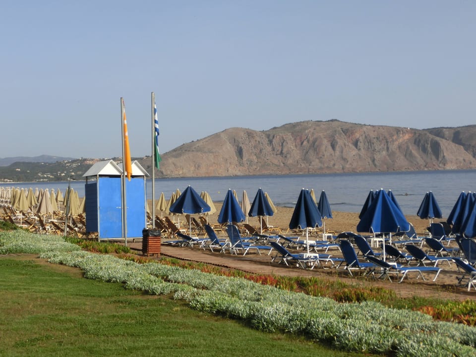 Garten                       HARPIN Happy Days Beach Hotel