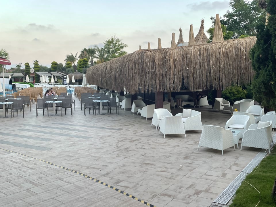 Gastro Saturn Palace Resort Hotel