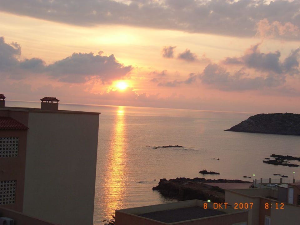 Sonnenaufgang Moon Dreams Coral Beach