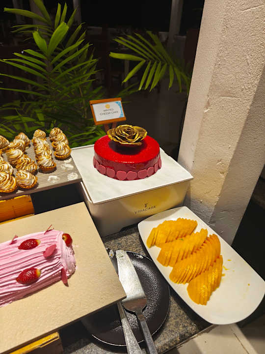 Gastro Embudu Village