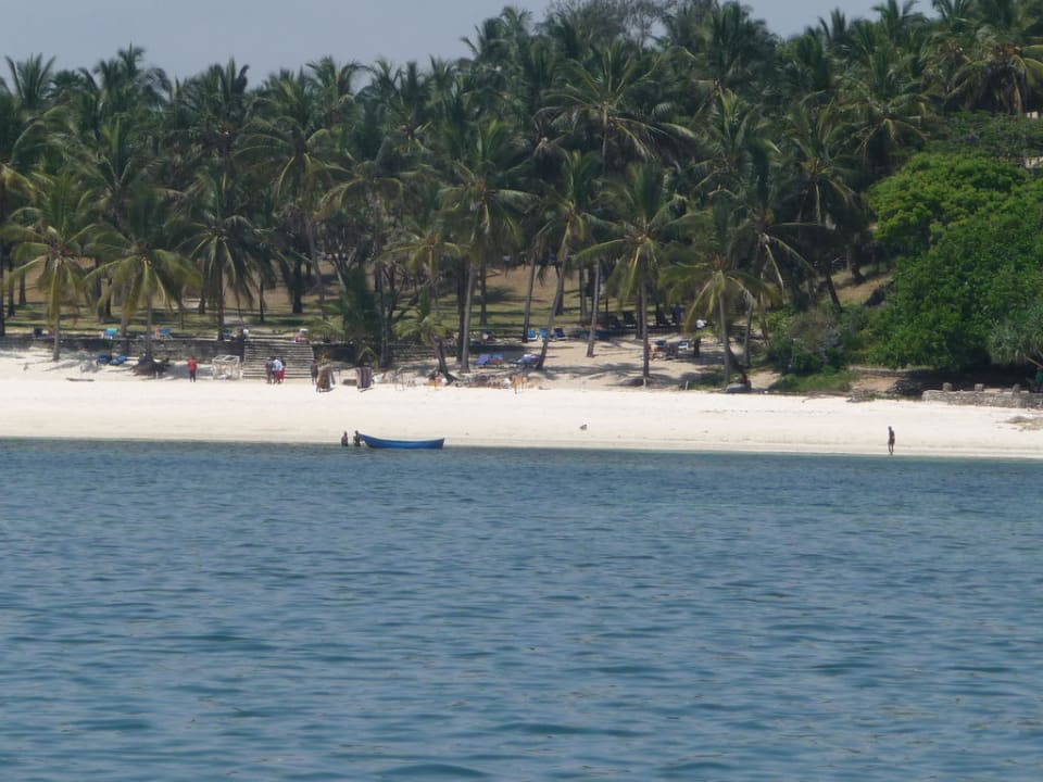 Blick vom Boot zum Strand PrideInn Flamingo Beach Resort & Spa