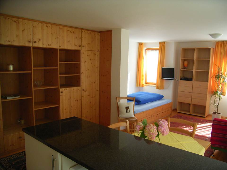 Zimmer Apartment Denk