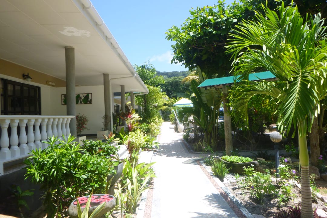 Gartenanlage Guesthouse Cabanes des Anges