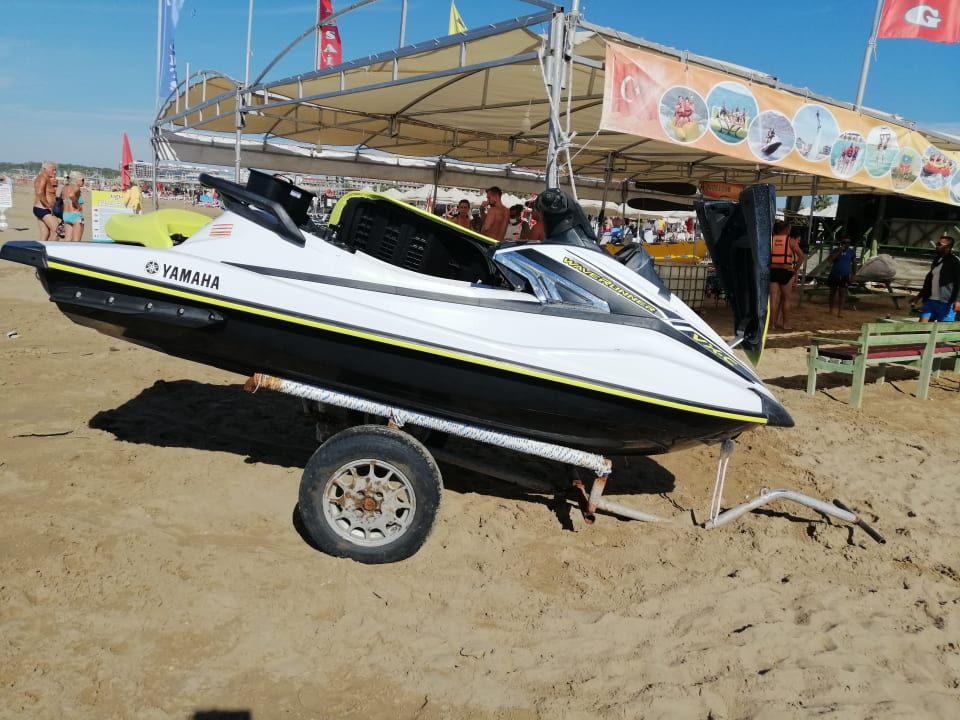 Strand Dream World Aqua Hotel