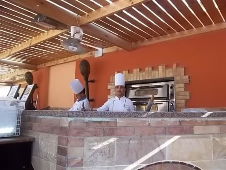 Beim Mitagssnack zubereiten Pickalbatros Aqua Vista Resort - Hurghada