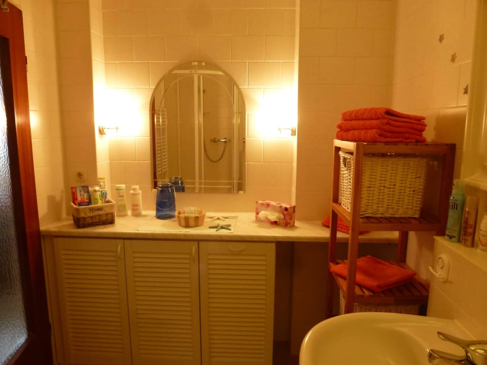 Bad von Dusche/WC aus Ferienwohnung Trapp