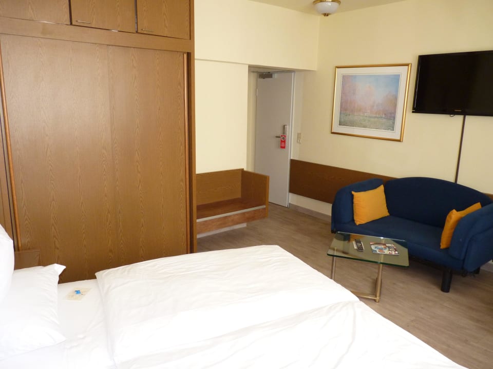 Zimmer, vom Fenster aus Hotel Königshof The Arthouse