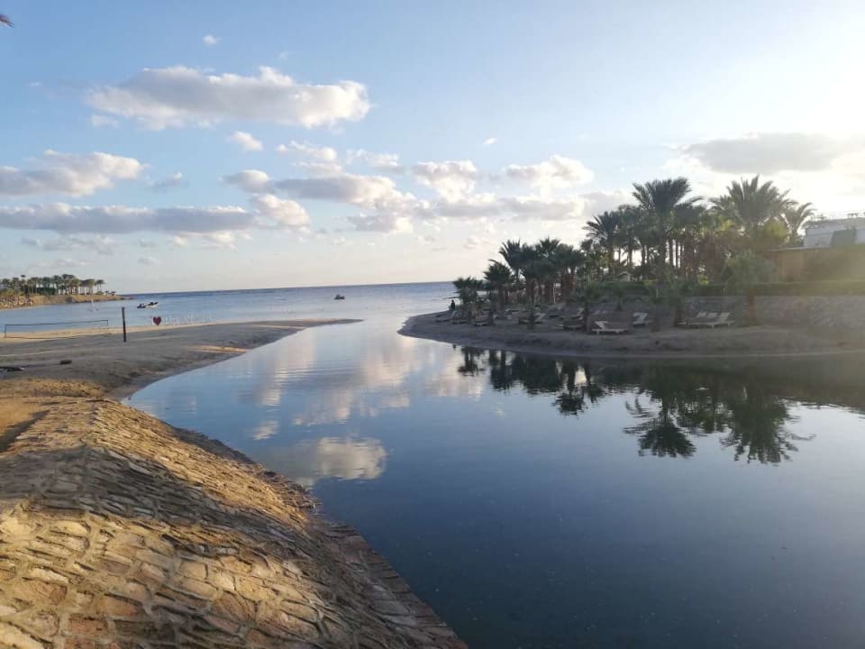 Strand Brayka Bay Resort