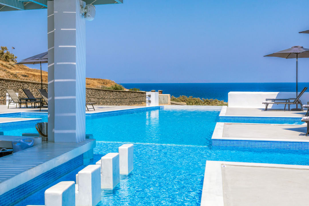 Pool Desiterra Resort & Spa