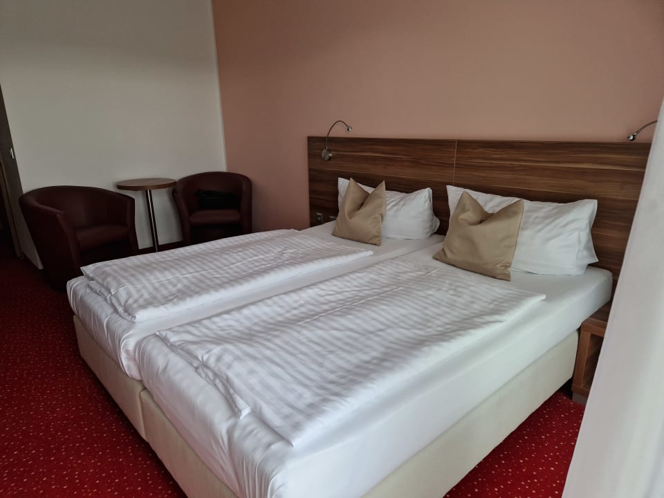 Zimmer Kurhotel Pyramide Sibyllenbad