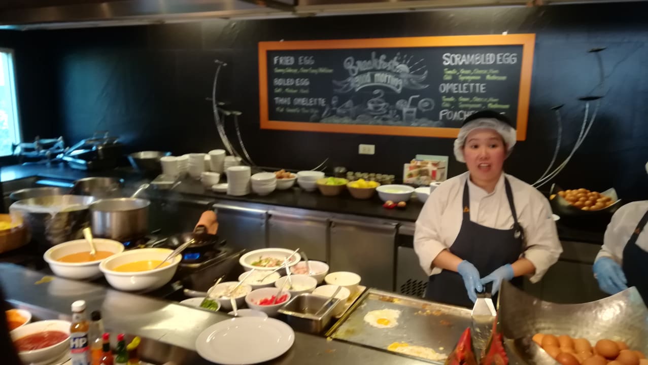 Gastro JC Kevin Sathorn Bangkok Hotel