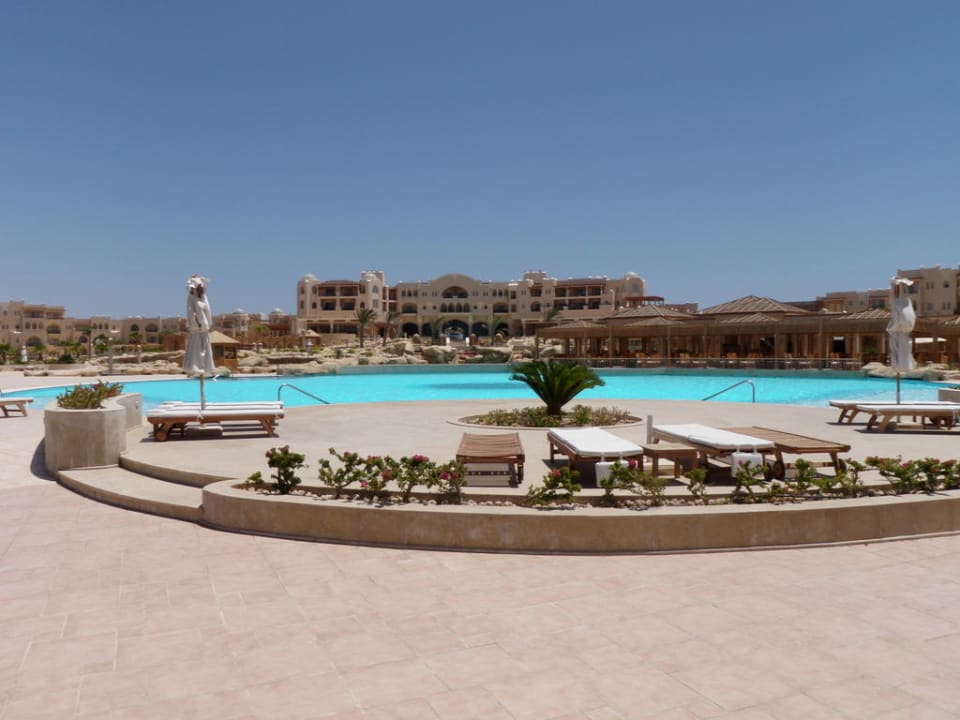 Poolbereich Hotel Kempinski Soma Bay