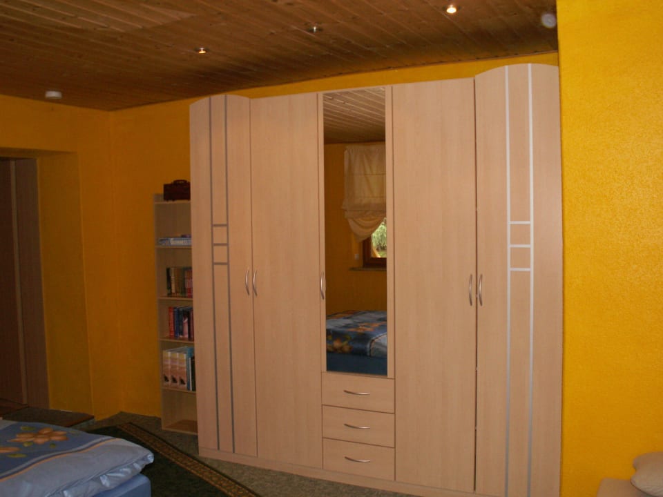 Schlafzimmer FeWo 1 Ferienwohnung Sternkopf