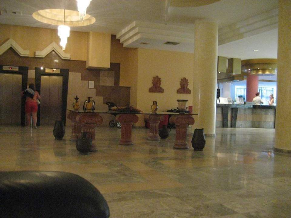 Recepcja Doreta Beach Resort & Spa