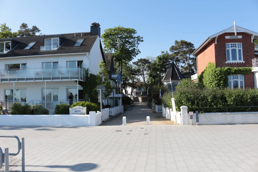 Promenade Hotel Becker