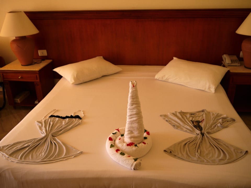 Ustláno je denně perfektně Malikia Resort Abu Dabbab