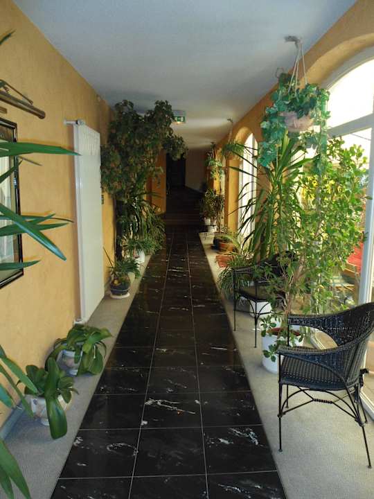 Gang zur Etage Landhotel Zur Ausspanne