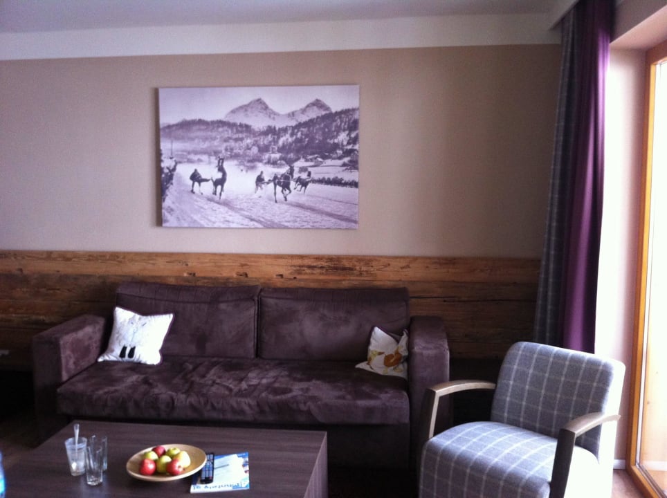 Wohnbereich Wellnesssuite Ellmauhof - das Generationenresort