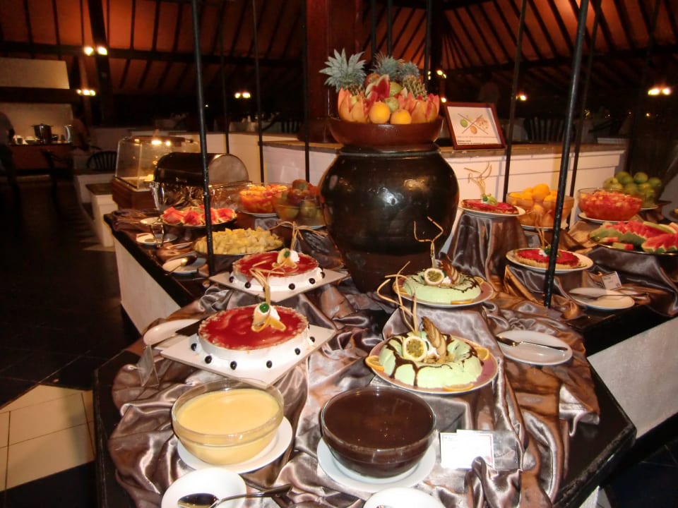 Nachtisch-Buffet Adaaran Club Rannalhi - All Inclusive