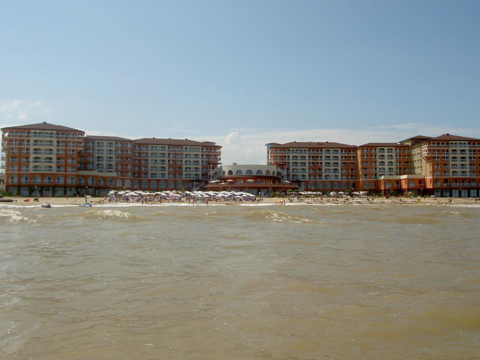 Hotel vom Meer aus gesehen Sol Luna Bay