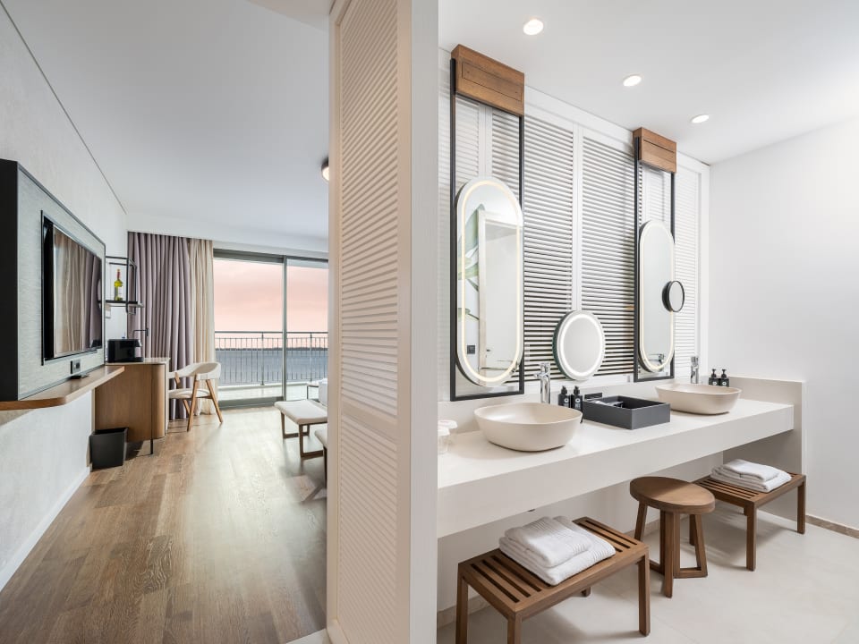 Zimmer Anda Barut Collection