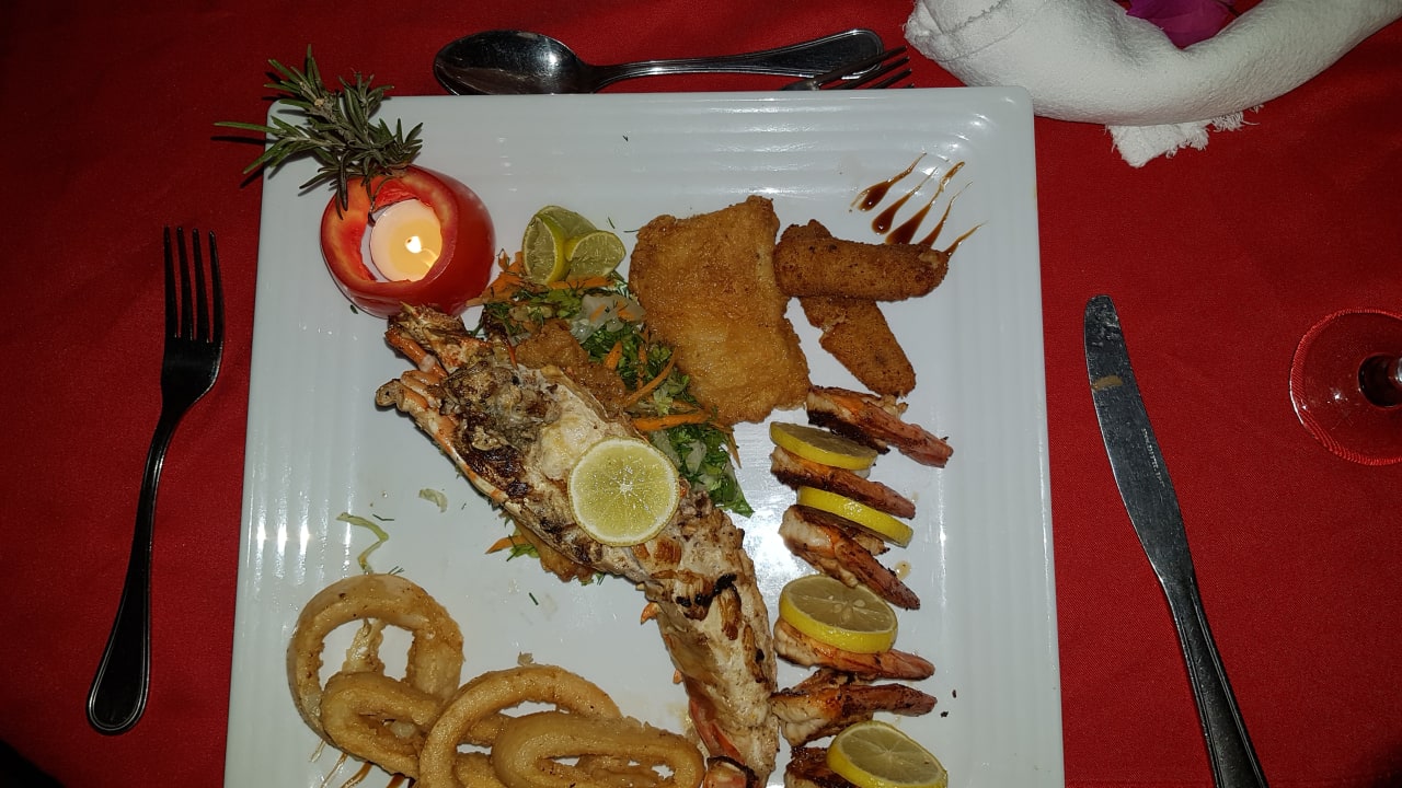 Gastro Three Corners Sea Beach Resort