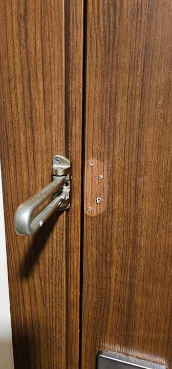 Zimmer Kamelya Aishen Club