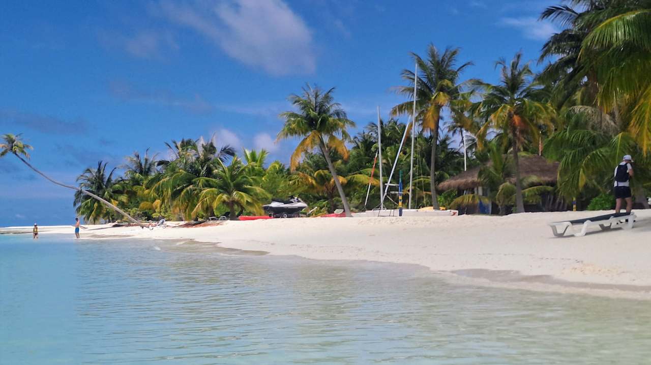 Strand Meeru Maldives Resort Island