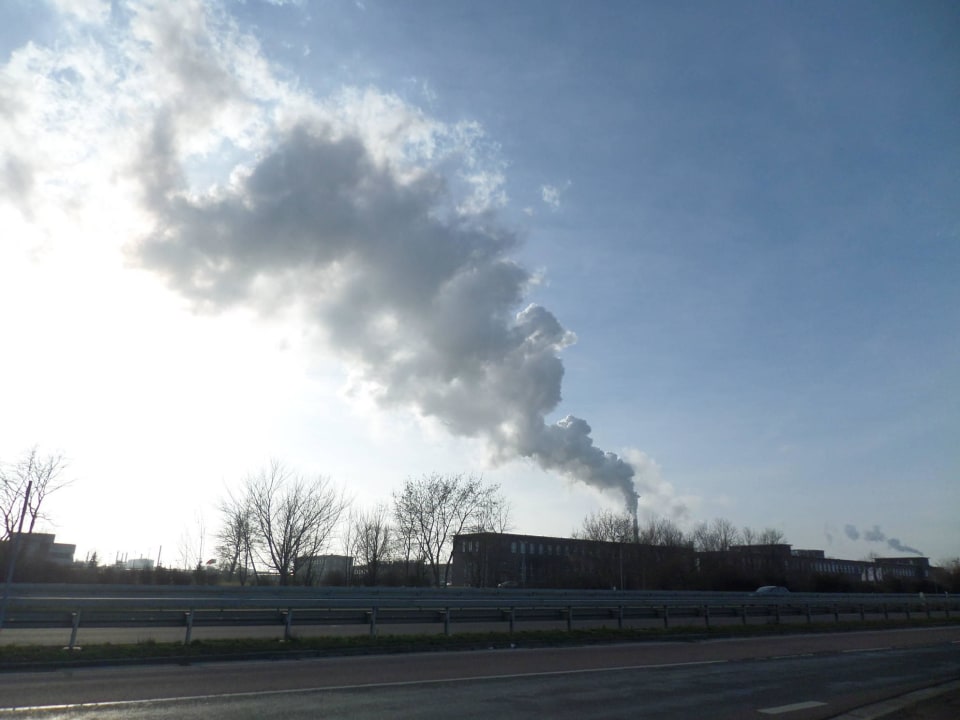 Ausblick Richtung Kraftwerk Schkopau Schloßhotel Schkopau