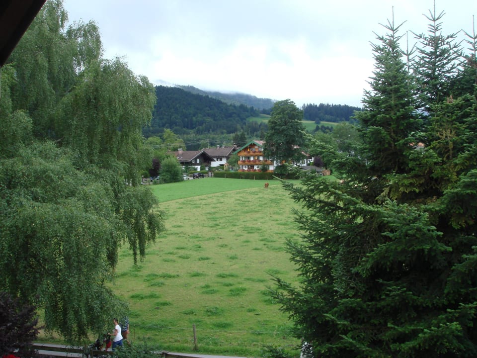 Blick vom Balkon auf die Berge  Landhaus Christl
