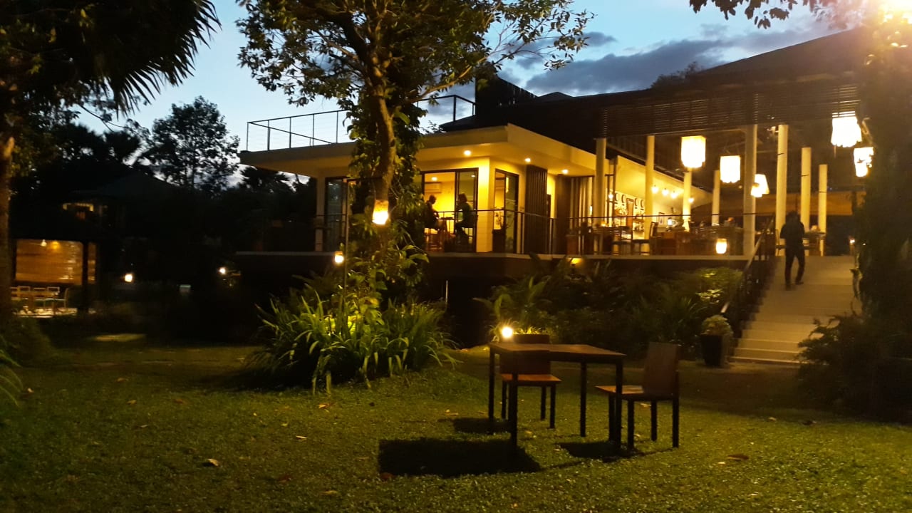 Außenansicht The River Resort Champasak