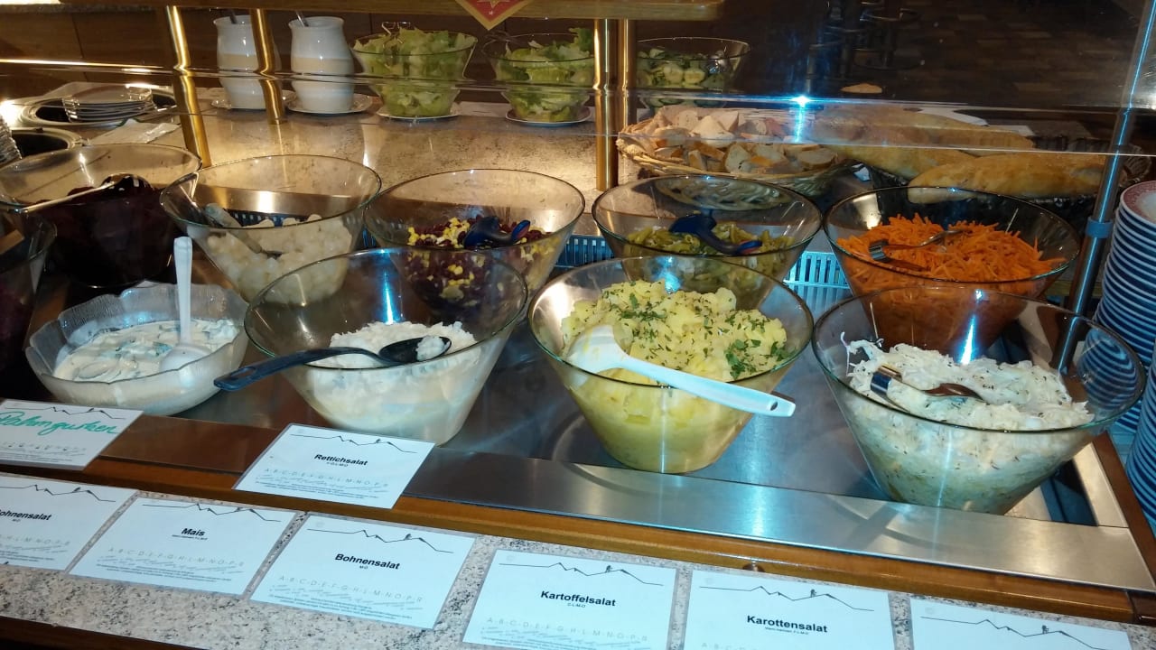 Salate Panoramahotel Talhof Garni