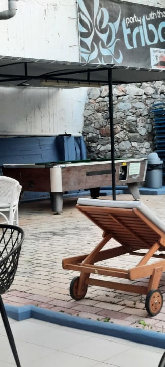 Pool Hotel Happy Days