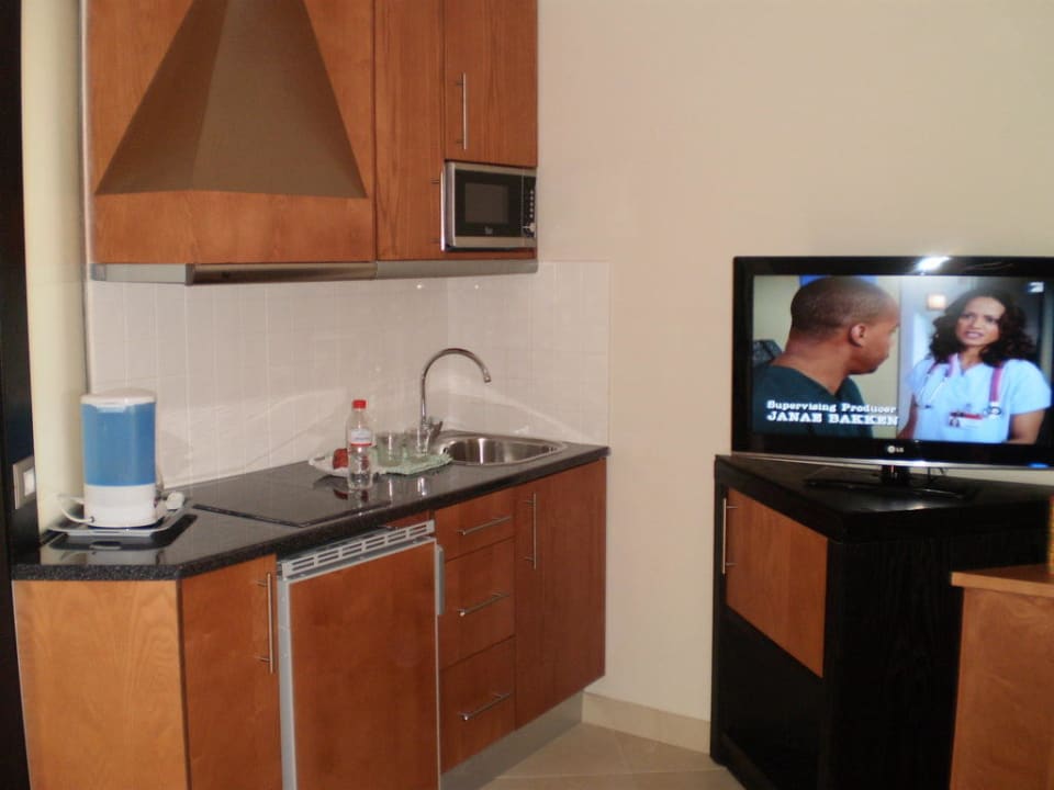Kitchenette HL Miraflor Suites Hotel