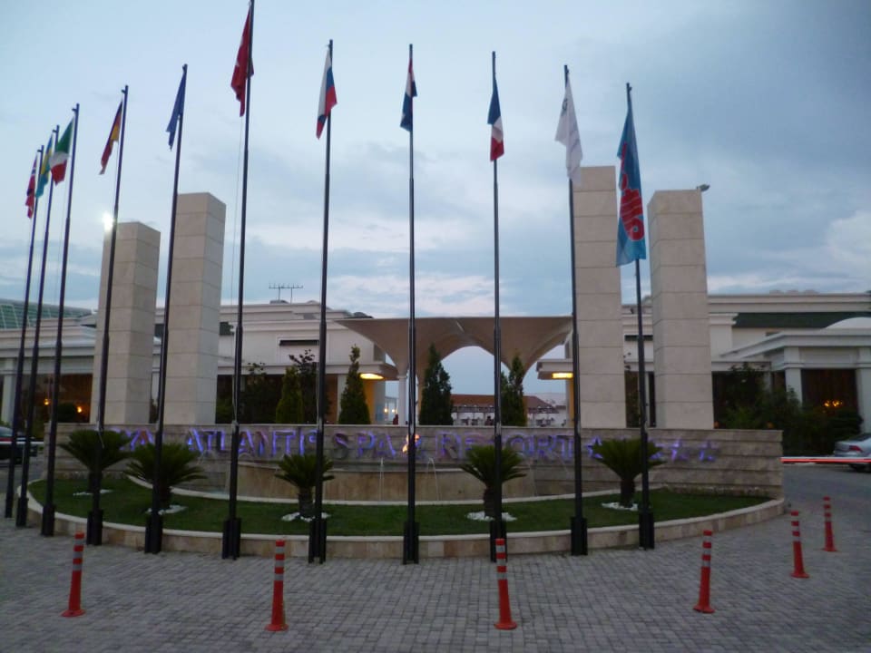 Einganz Royal Atlantis Spa & Resort