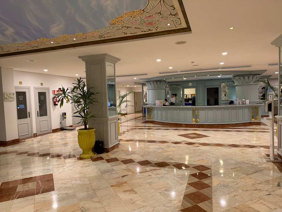 Lobby Grupotel Playa Camp de Mar