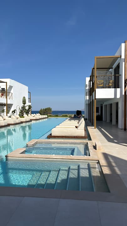 Pool Paralos Kyma Dunes