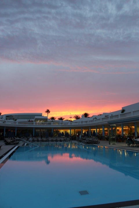 Poolanlage Hotel Las Costas