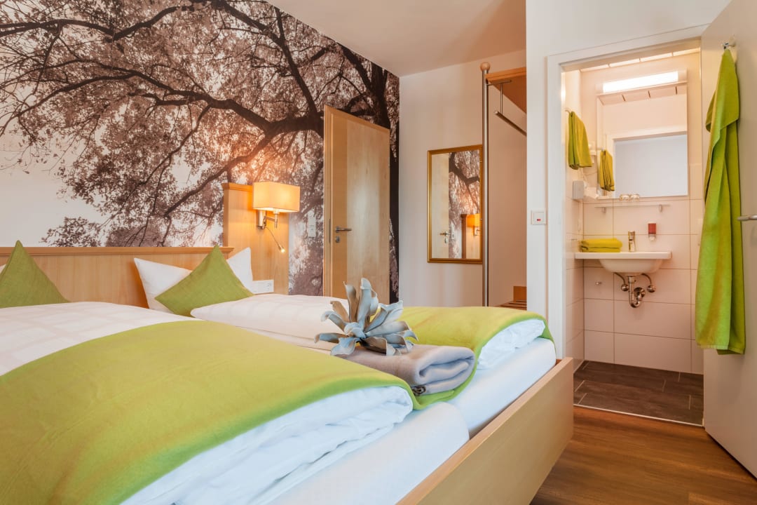 Doppelzimmer Haupthaus Hotel Waldhorn