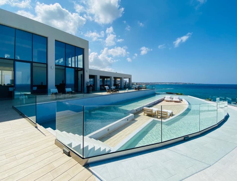 Pool Abaton Island Resort & Spa