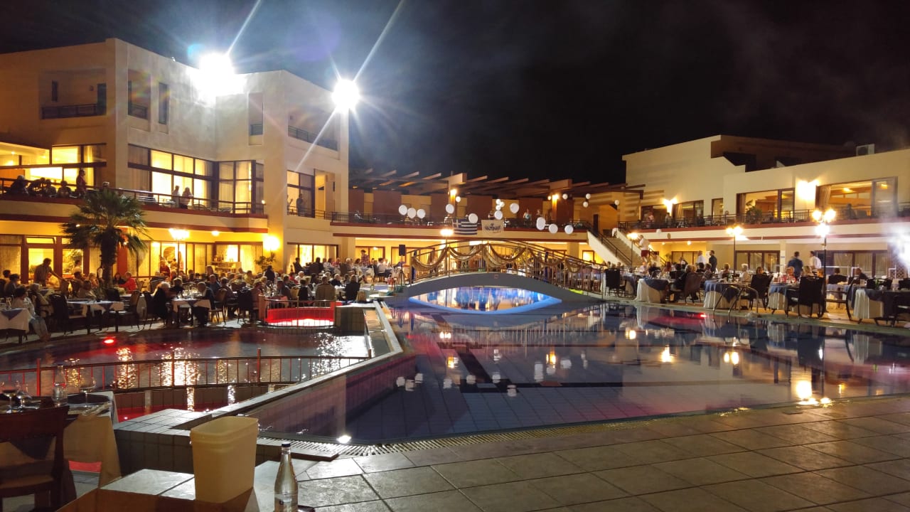 Gastro Vantaris Palace