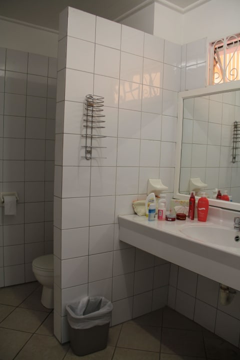 Bad Hotel The Flamboyant