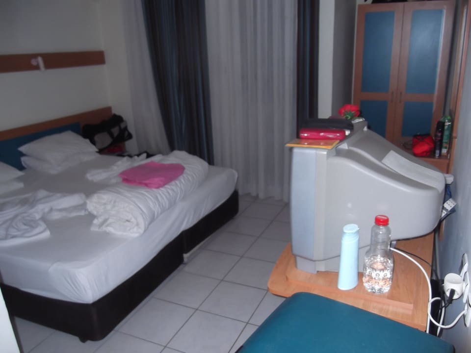 Aufgeräumtes Zimmer Hotel Aslan City Kleopatra